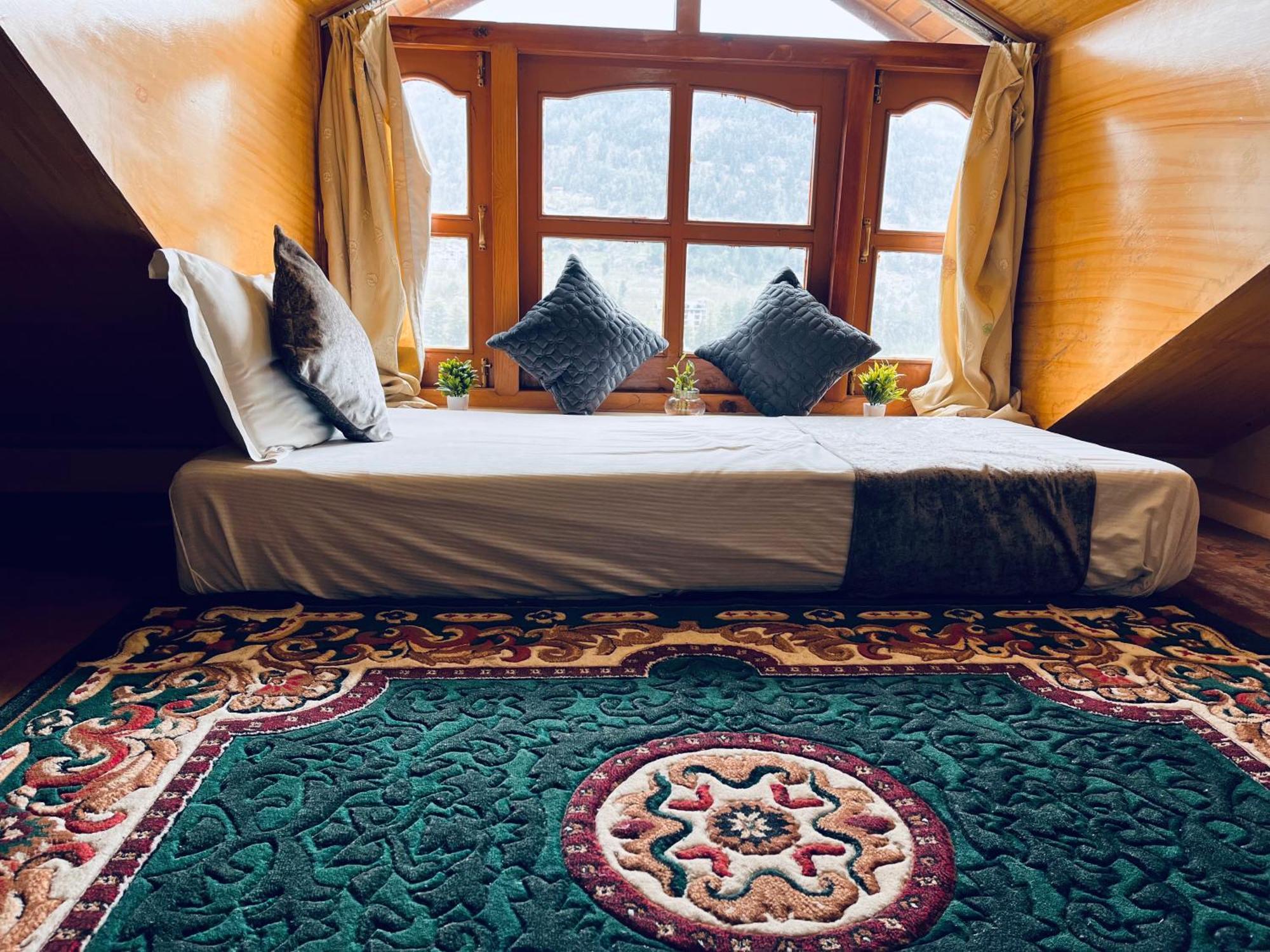 Snow Clad Riverview Hotel & Resort, Manali Екстериор снимка